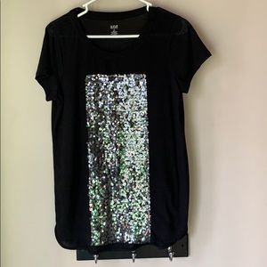 ❤️3 /$8❤️ Black a.n.a sequin tee